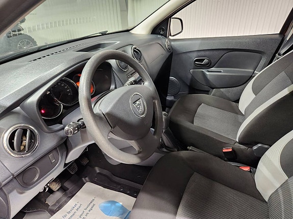 Dacia Sandero 5 of 5