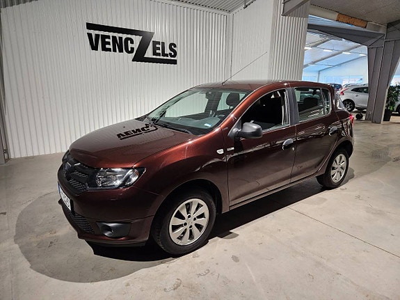 Dacia Sandero 2 of 5
