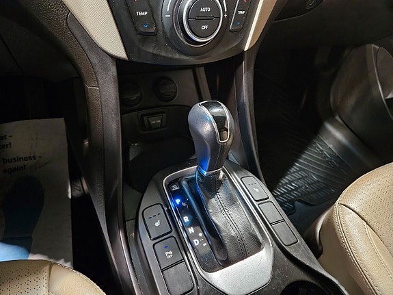 Hyundai Santa Fe 8 of 11
