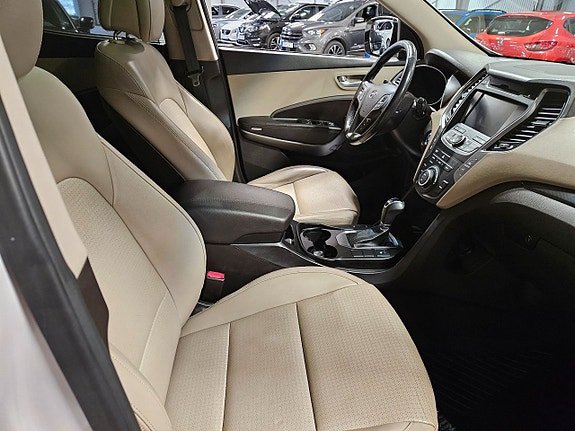 Hyundai Santa Fe 7 of 11