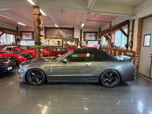 Ford Mustang 7 of 30