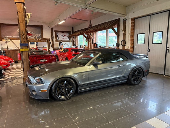 Ford Mustang 6 of 30