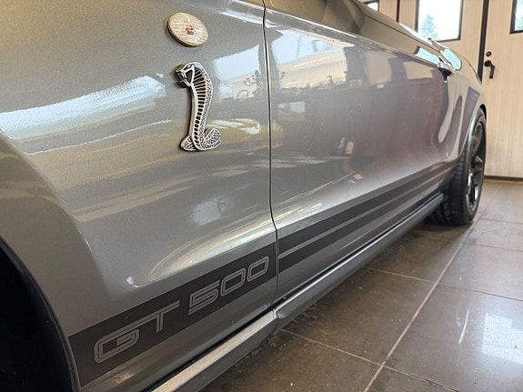 Ford Mustang 12 of 30