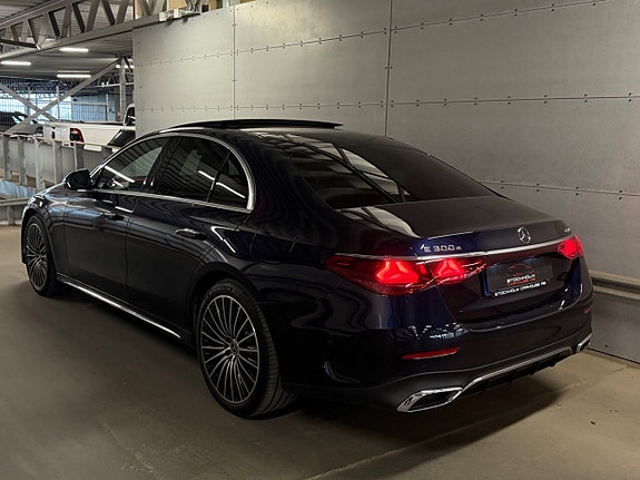 Mercedes-Benz E300 e 7 of 28