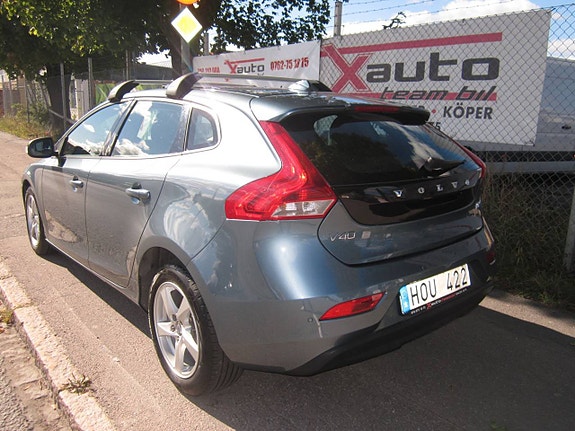 Volvo V40 5 of 16