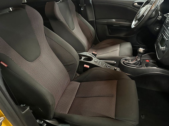 Seat Leon 12 of 18