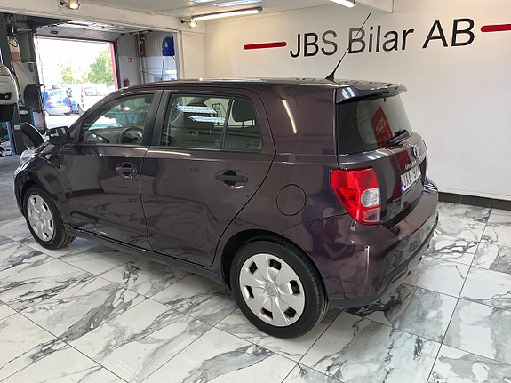 Toyota Urban Cruiser 4 of 11