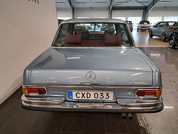 Mercedes-Benz W108/W109 6 of 22
