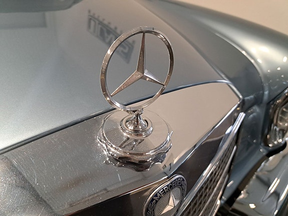 Mercedes-Benz W108/W109 10 of 22