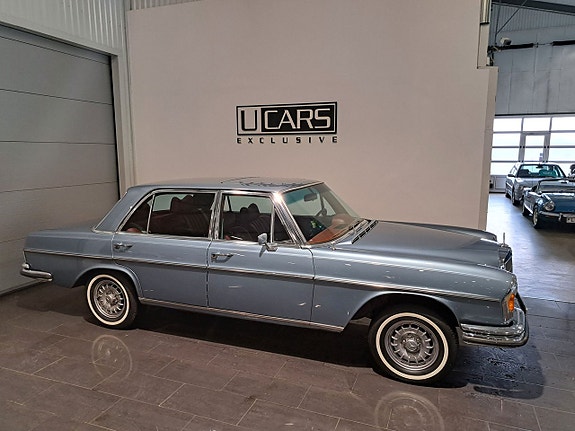 Mercedes-Benz W108/W109 2 of 5