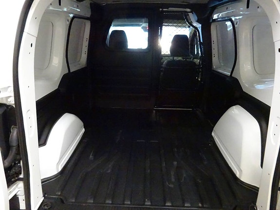 Nissan Townstar 6 of 10