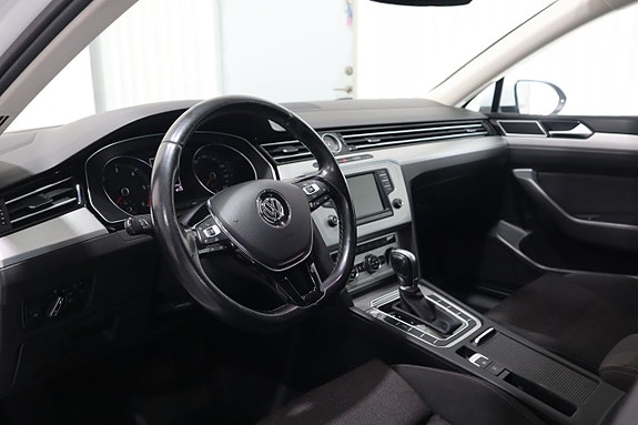 Volkswagen Passat 4 of 5