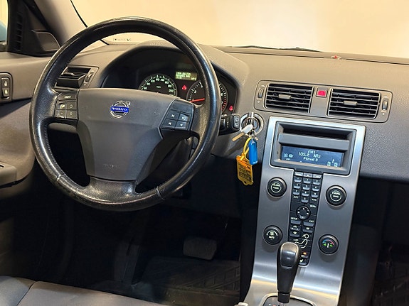 Volvo V50 15 of 24