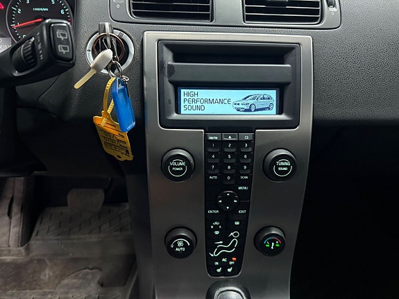 Volvo V50 13 of 24