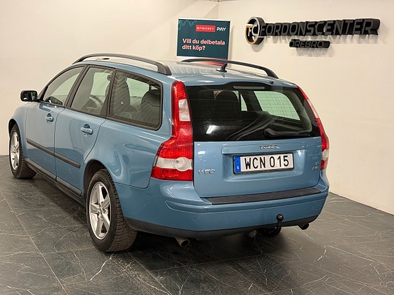 Volvo V50 4 of 24
