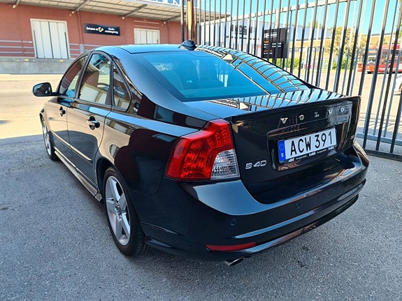 Volvo S40 5 of 5
