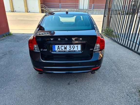 Volvo S40 7 of 17