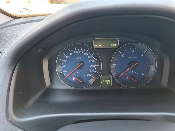 Volvo S40 14 of 17