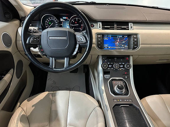Land Rover Range Rover Evoque 20 of 27