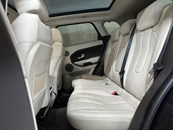 Land Rover Range Rover Evoque 24 of 27
