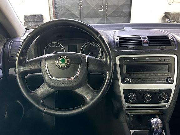 Skoda Octavia 11 of 13