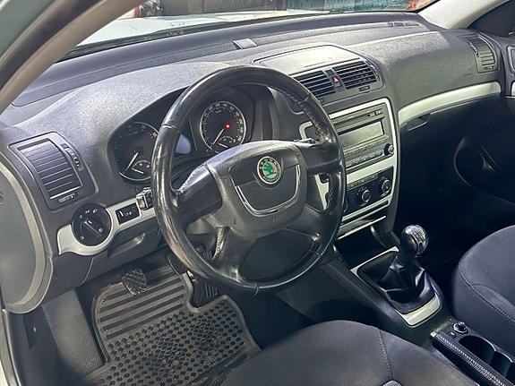 Skoda Octavia 12 of 13
