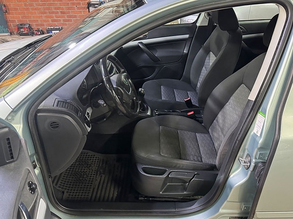 Skoda Octavia 8 of 13