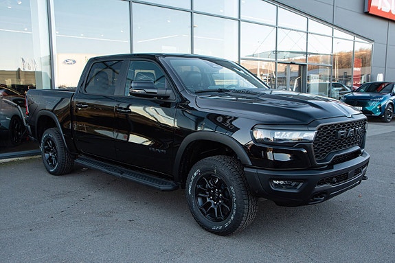Dodge RAM 1500 4 of 19