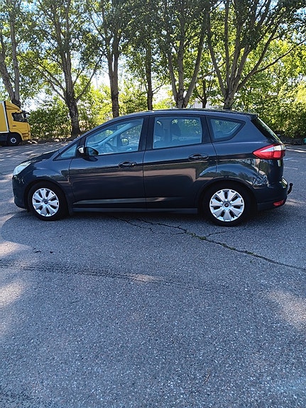 Ford C-Max 2 of 15