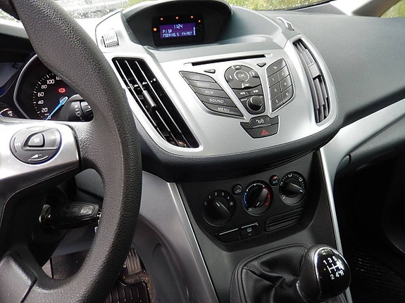 Ford C-Max 11 of 15