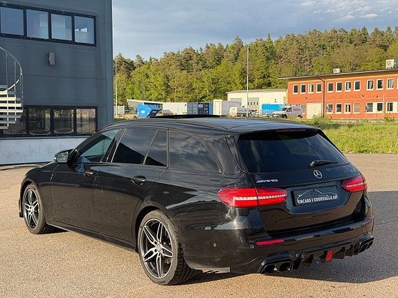 Mercedes-Benz E220 d 29 of 30