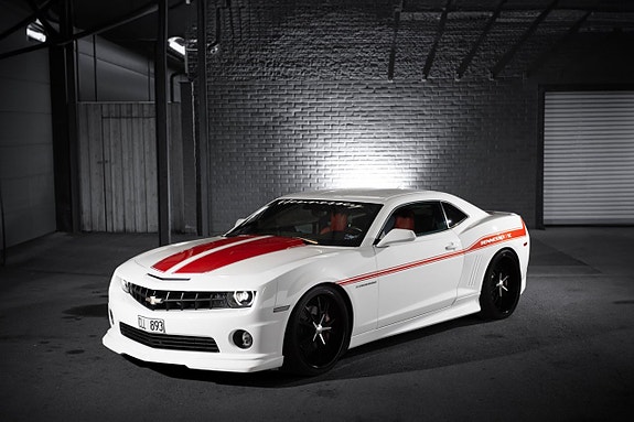 Chevrolet Camaro 10 of 26