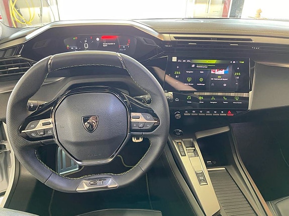 Peugeot 408 10 of 13
