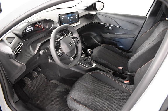 Peugeot 208 5 of 5