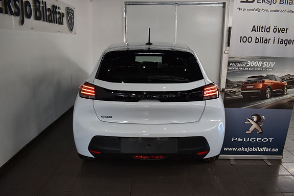 Peugeot 208 9 of 14