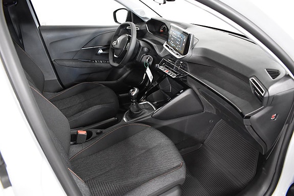 Peugeot 208 10 of 14