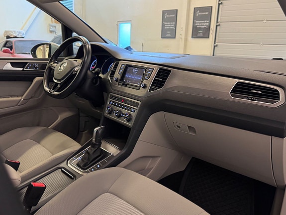 Volkswagen Golf-Serie 10 of 27