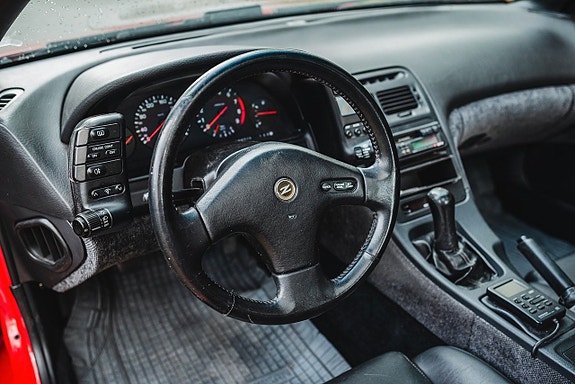 Nissan 300 ZX 13 of 17