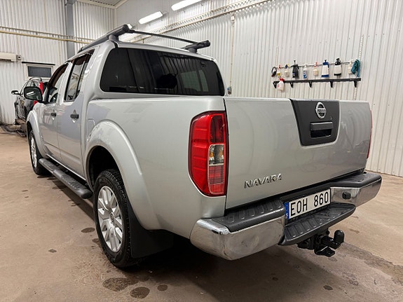 Nissan Navara 2 of 22