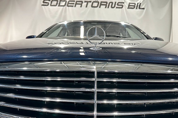 Mercedes-Benz S430 3 of 19