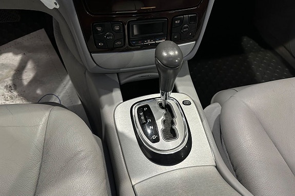 Mercedes-Benz S430 13 of 19