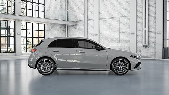 Mercedes-Benz A250 e 2 of 5