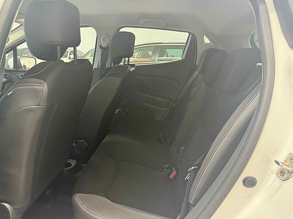 Renault Clio 11 of 11