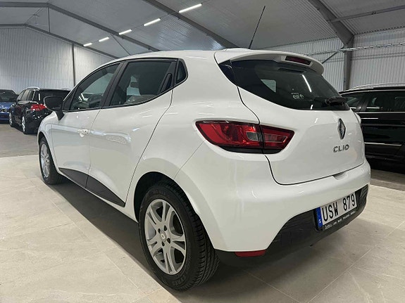Renault Clio 6 of 11