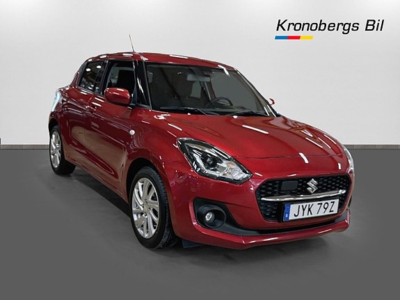 Suzuki Swift 3 of 5