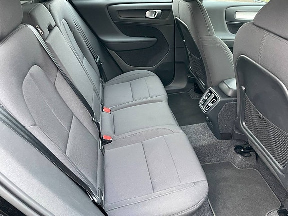 Volvo XC40 9 of 10