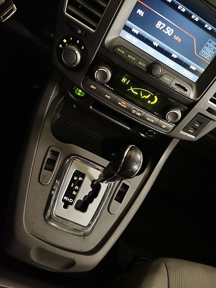 SsangYong Rodius 18 of 24