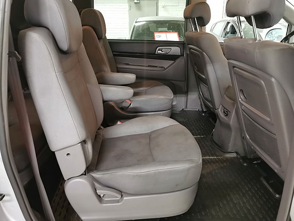SsangYong Rodius 13 of 24
