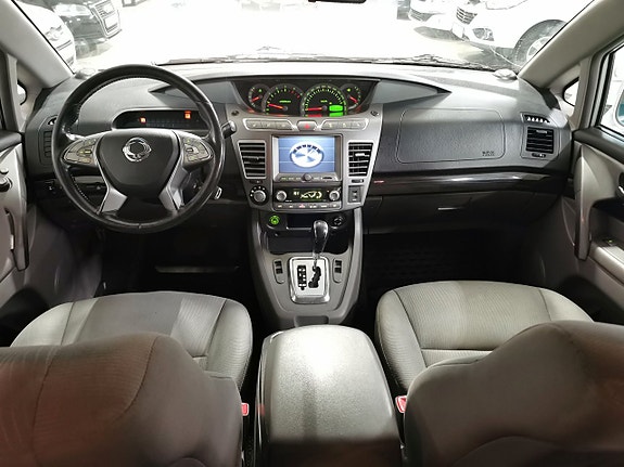 SsangYong Rodius 17 of 24