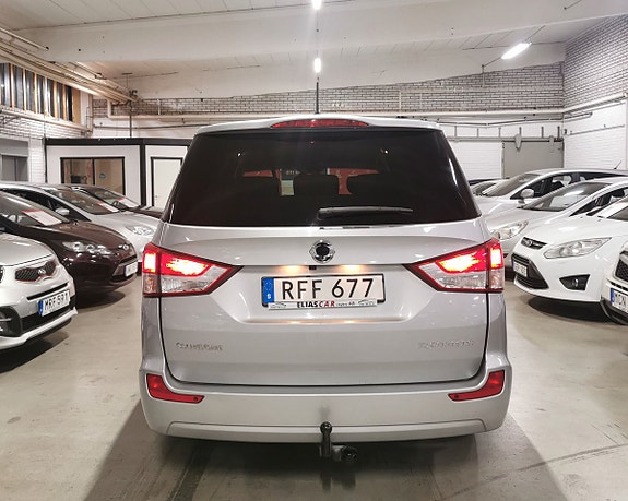SsangYong Rodius 6 of 24